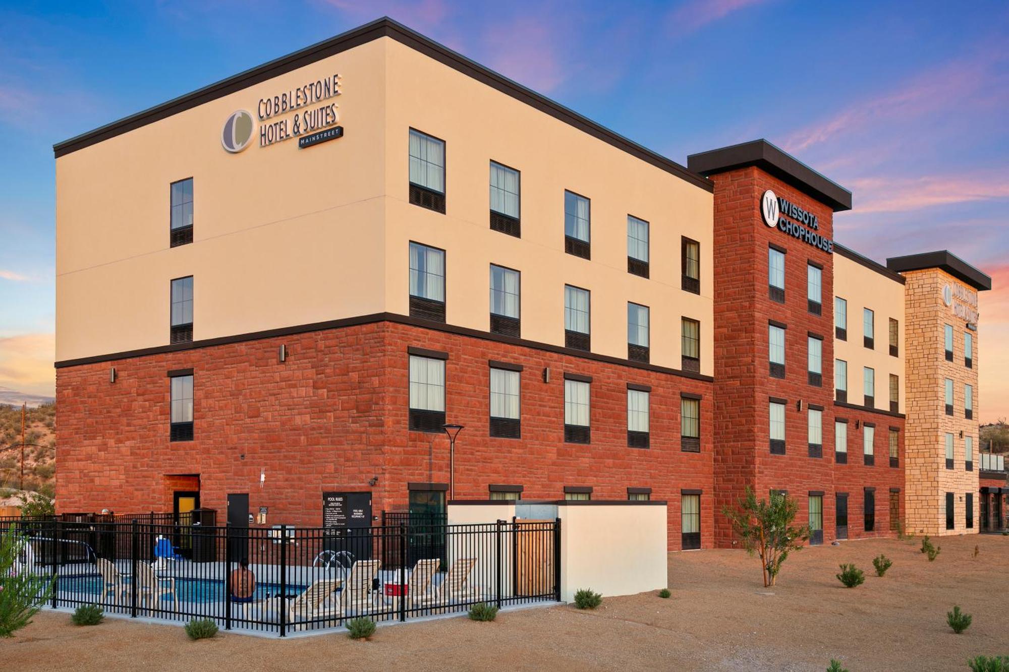 Cobblestone Hotel & Suites - Wickenburg Exterior foto